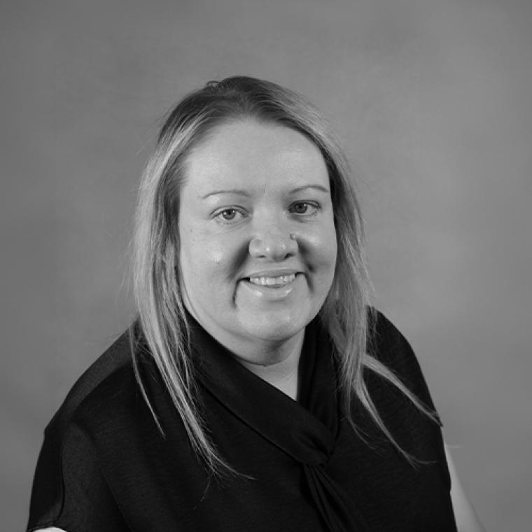 Photo of Lynne Cumming