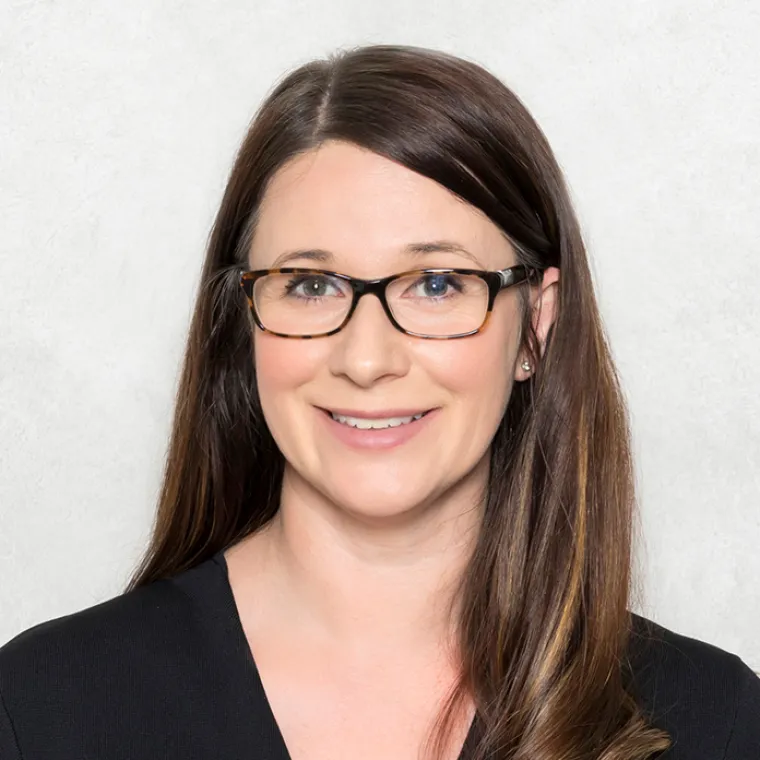 Photo of Amanda Blackburn