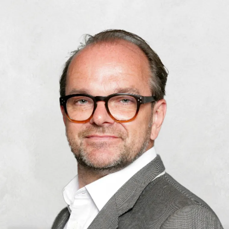Photo of James Davies