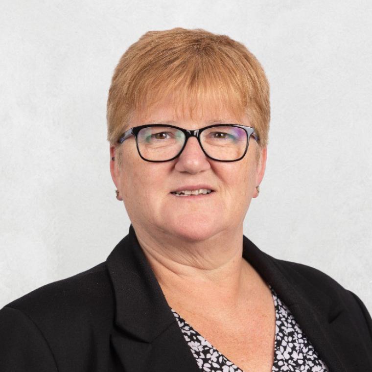 Photo of Michelle Rhook