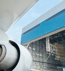 Plane engine coming out of hanger - Aviation and Aerospace Insurance - Howden Belgium