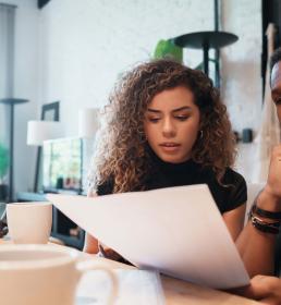colleagues planning together