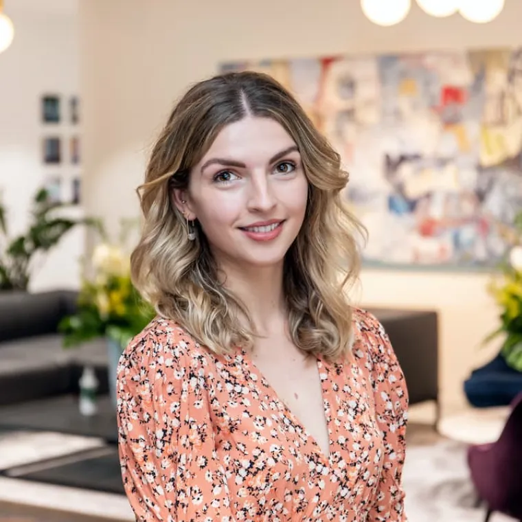 Photo of Victoria Maynard