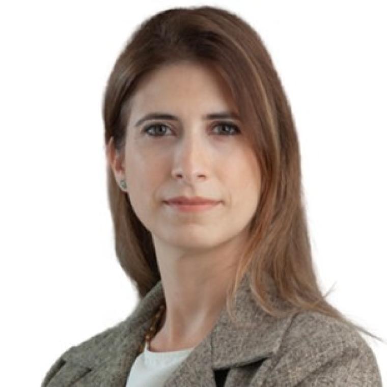 Photo of Camila Carvalho