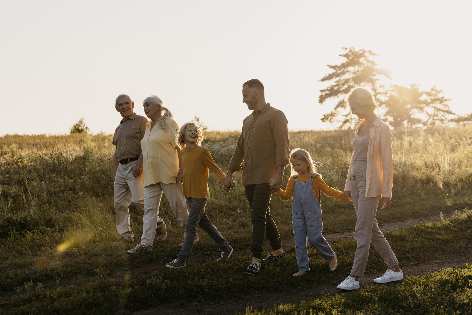 Famille dans la nature