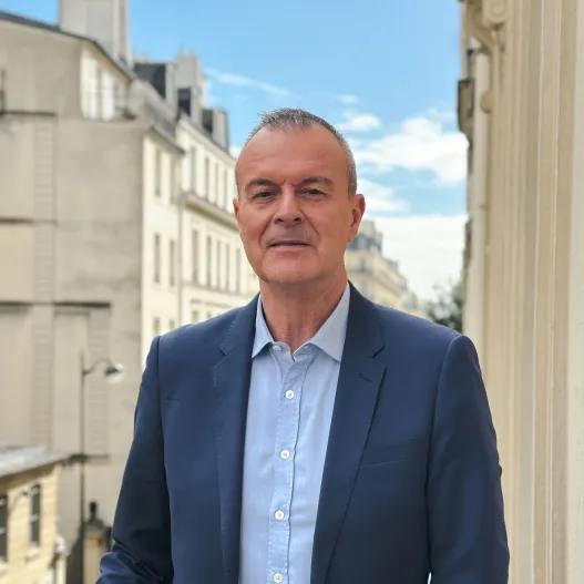 portrait d'olivier guenot