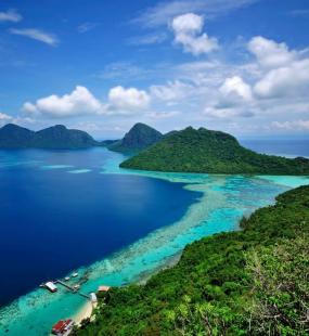 Scenic View of tropical islands Bohey Dulang Semporna, Sabah