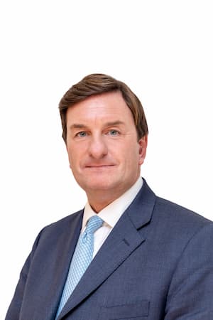 Headshot of Martin Ellis