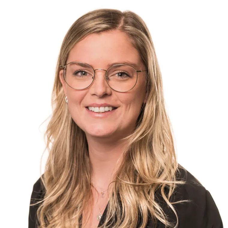Photo of Lizzie Conolly
