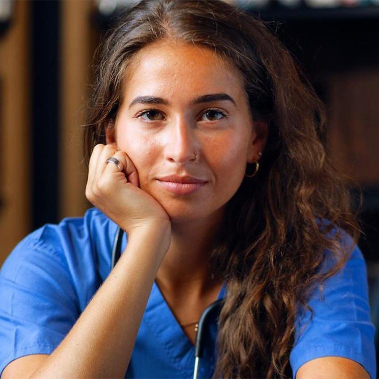 Photo of Dr Ally Jaffee (Host)