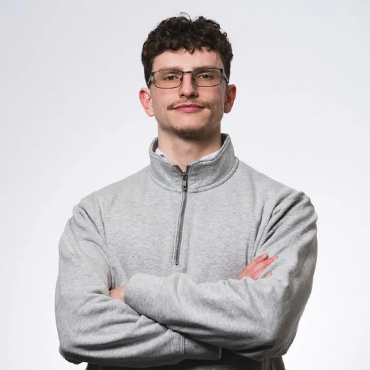 Photo of Cameron Scott