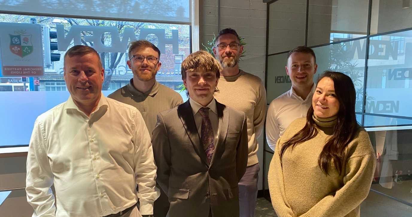 pembroke_insurances_team_-_bridging_page