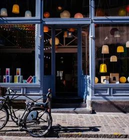 Retail shop