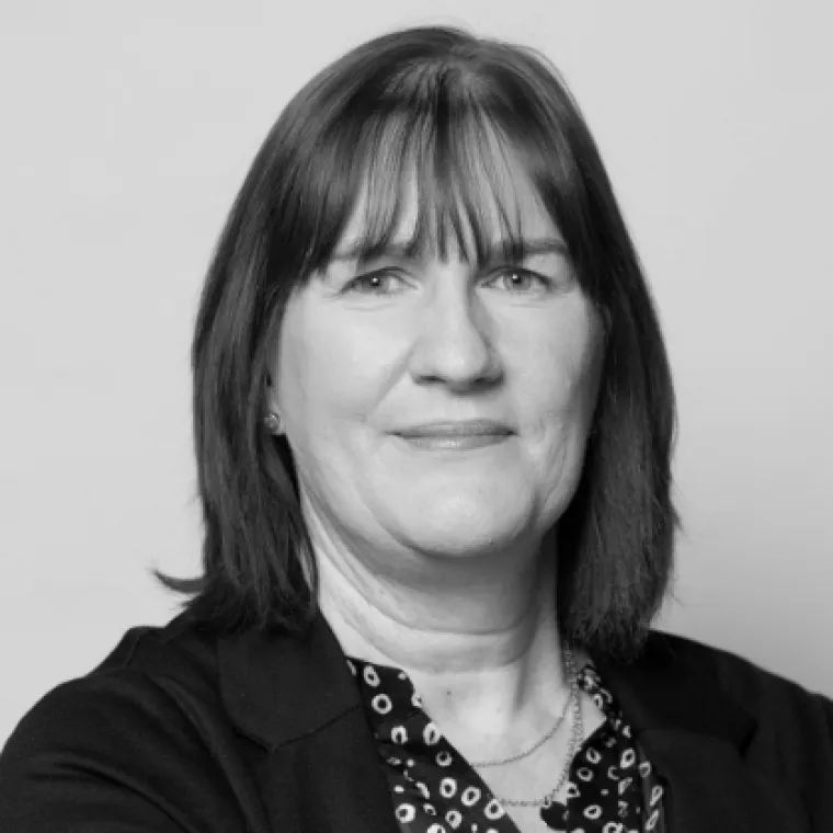 Photo of Linda Walsh