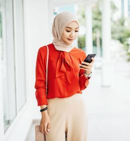 malayian businesswoman in hijab