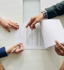 notaris-en-volmacht-waar-ligt-de-grens