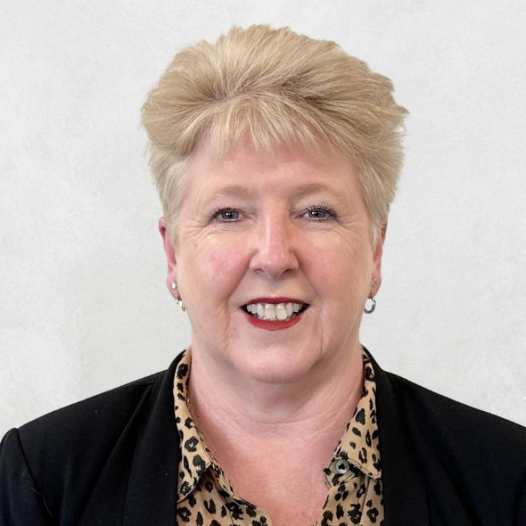 Photo of Jill McMillan