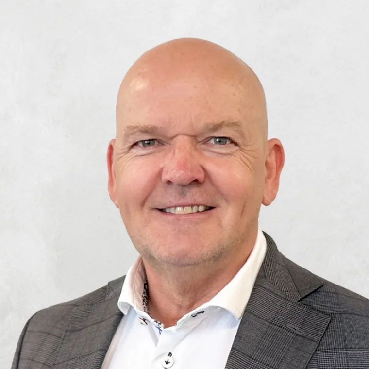 Photo of Andrew Roy