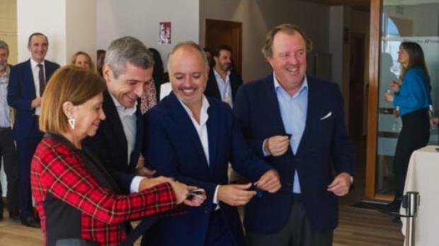 corte-de-cinta-howden-vigo