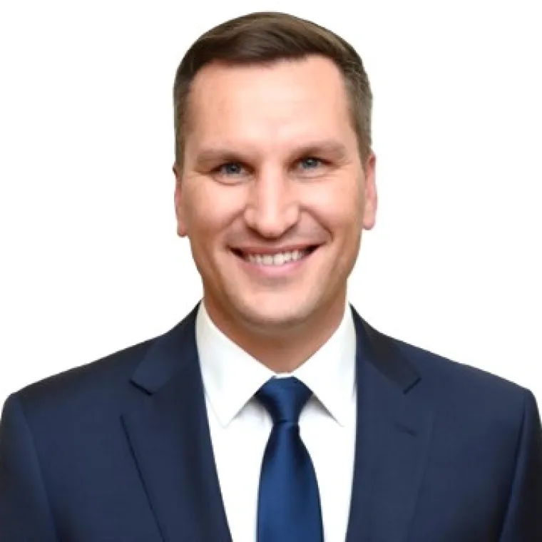 Photo of Matt Replogle